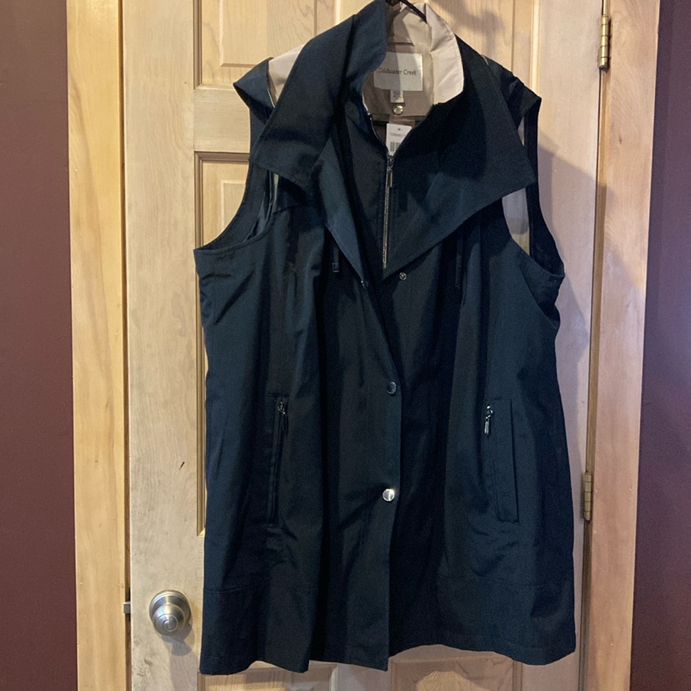 Coldwater Creek lined vest with hood